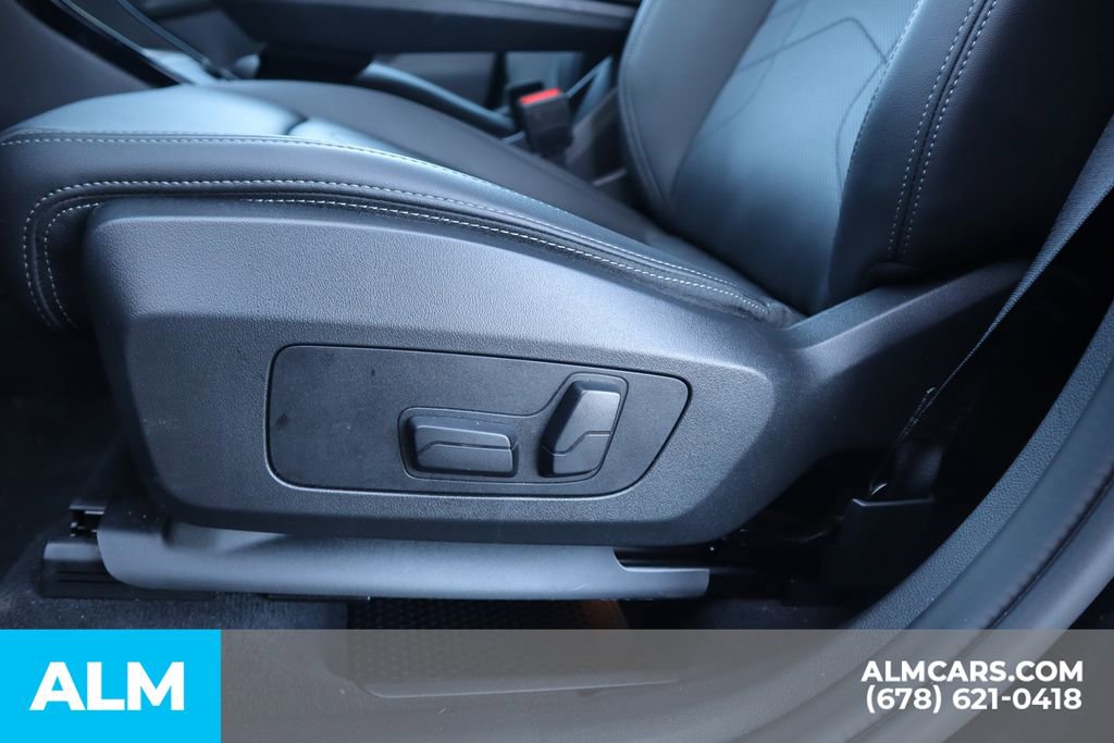 Used 2025 BMW X1 xDrive28i image 12