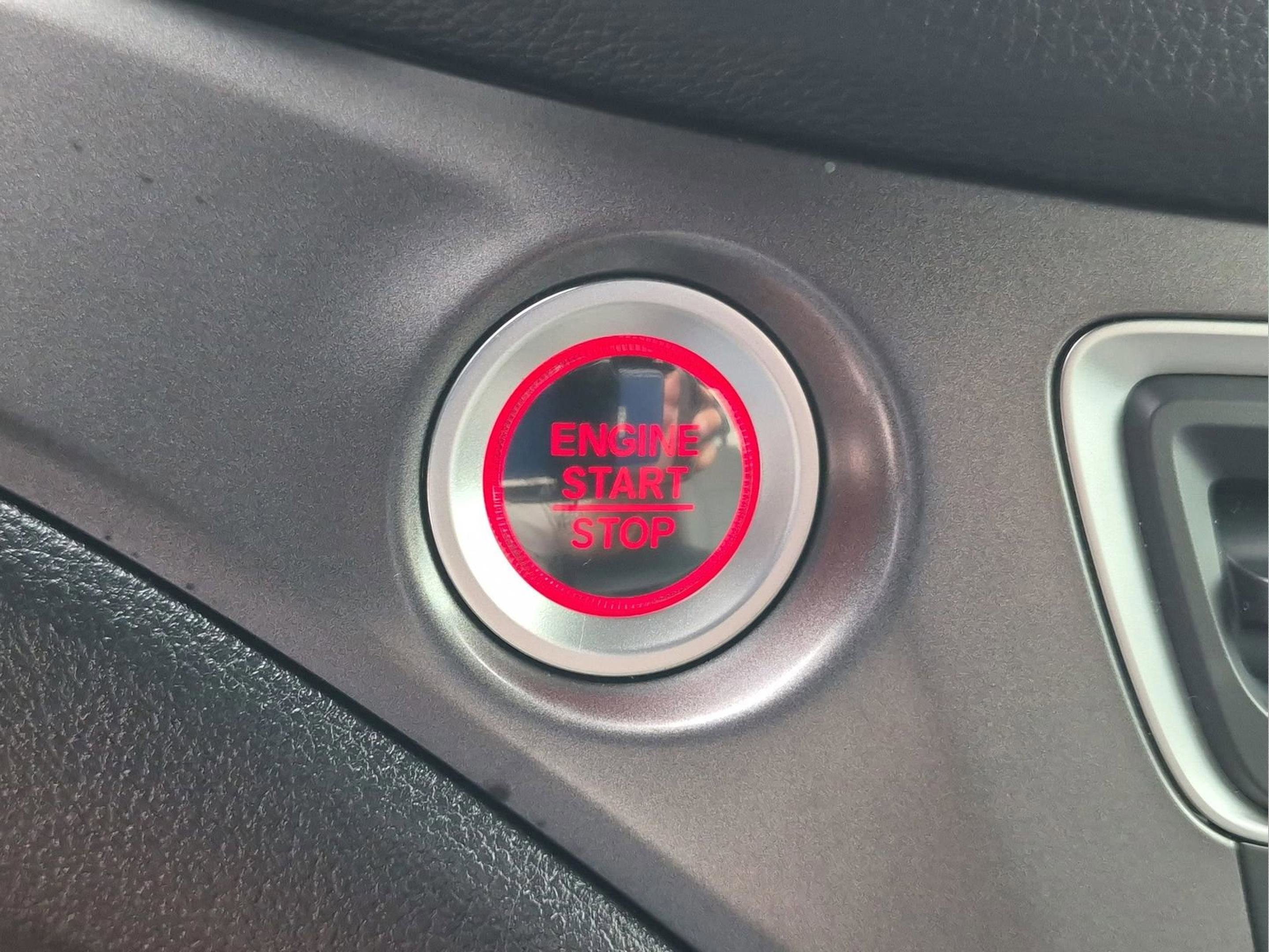 Certified 2025 Honda Passport EX-L image 25