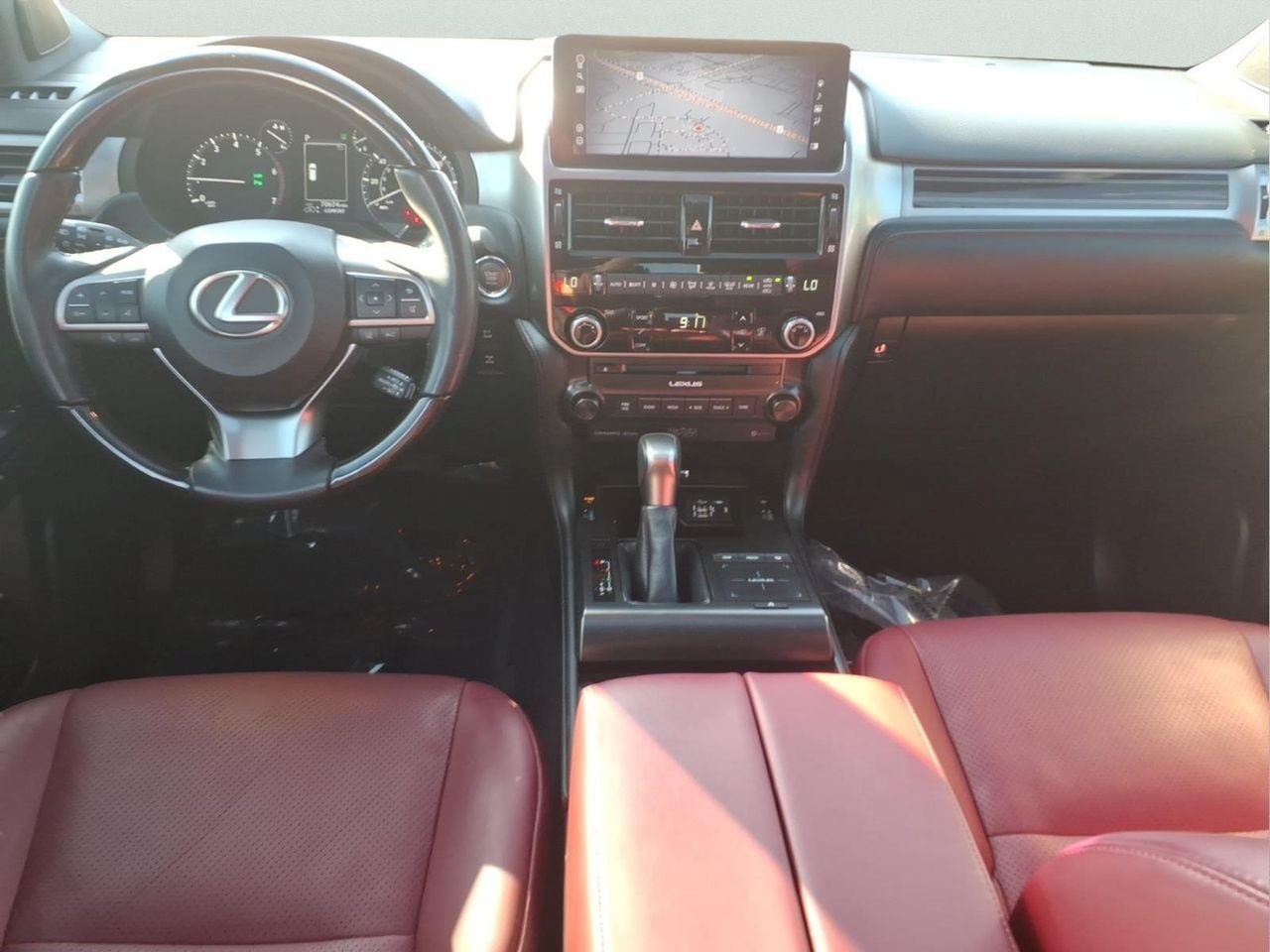 Used 2022 Lexus GX 460 Luxury w/ Accessory Package AWD/4WD image 14
