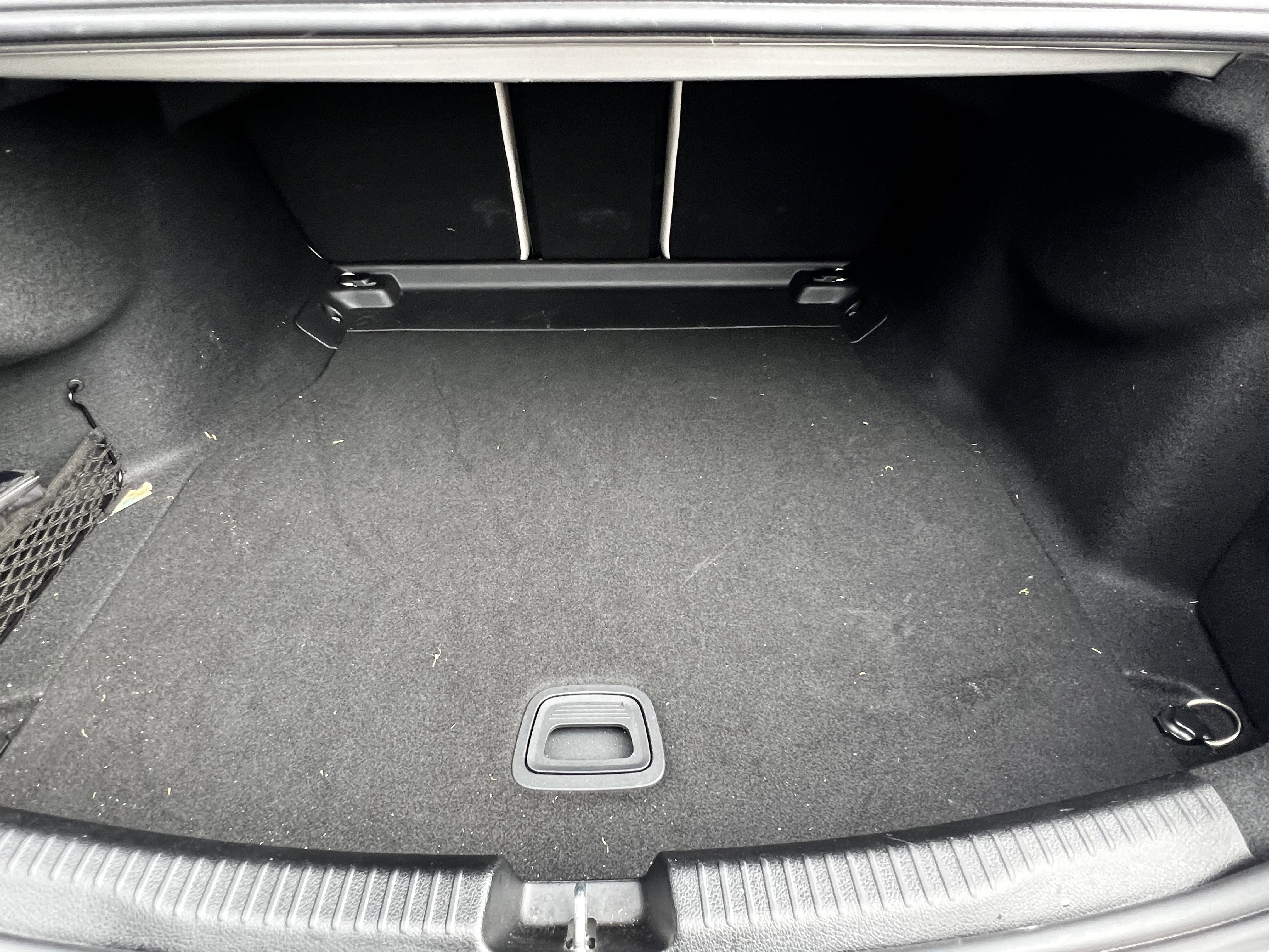 Used 2022 Mercedes-Benz C 300 Sedan image 49