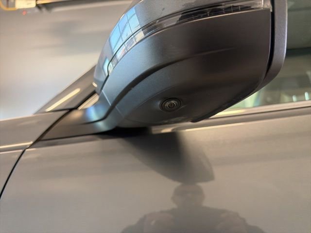 Used 2019 Volkswagen Atlas SEL Premium image 11