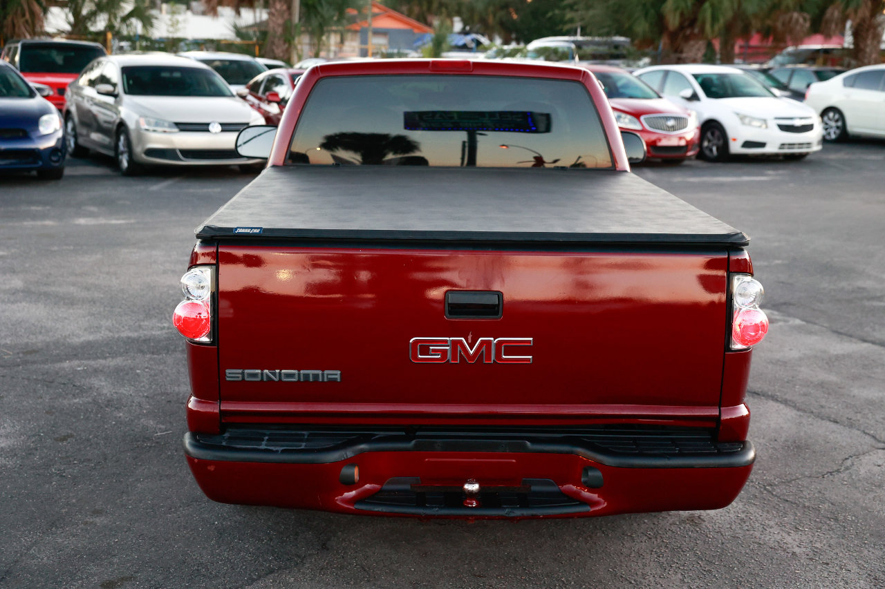 Used 2000 GMC Sonoma SLS w/ SLS Super Spec Pkg 1 image 9