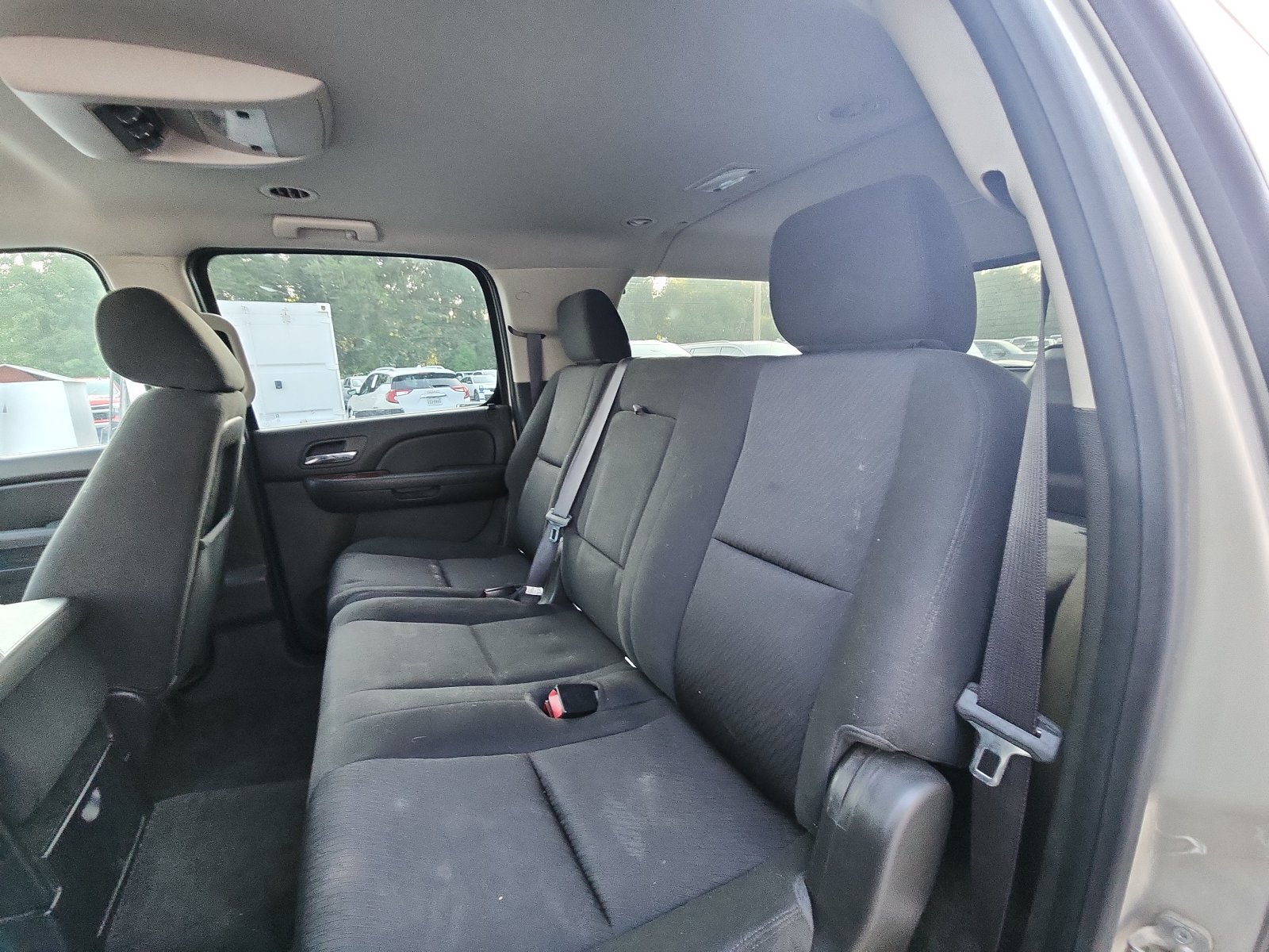Used 2013 Chevrolet Suburban LS w/ Convenience Package 1 AWD/4WD image 19