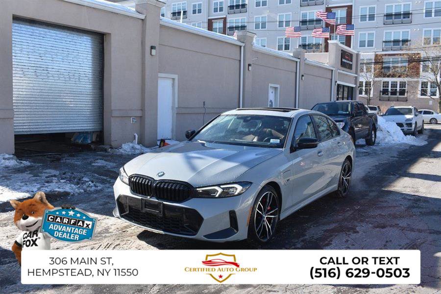 Used 2024 BMW 330e 330e iPerformance image 3