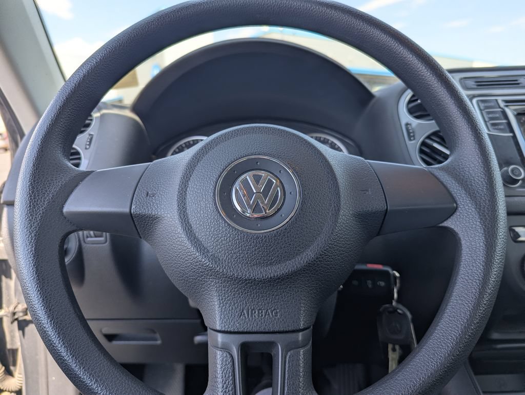 Used 2017 Volkswagen Tiguan S AWD/4WD image 20