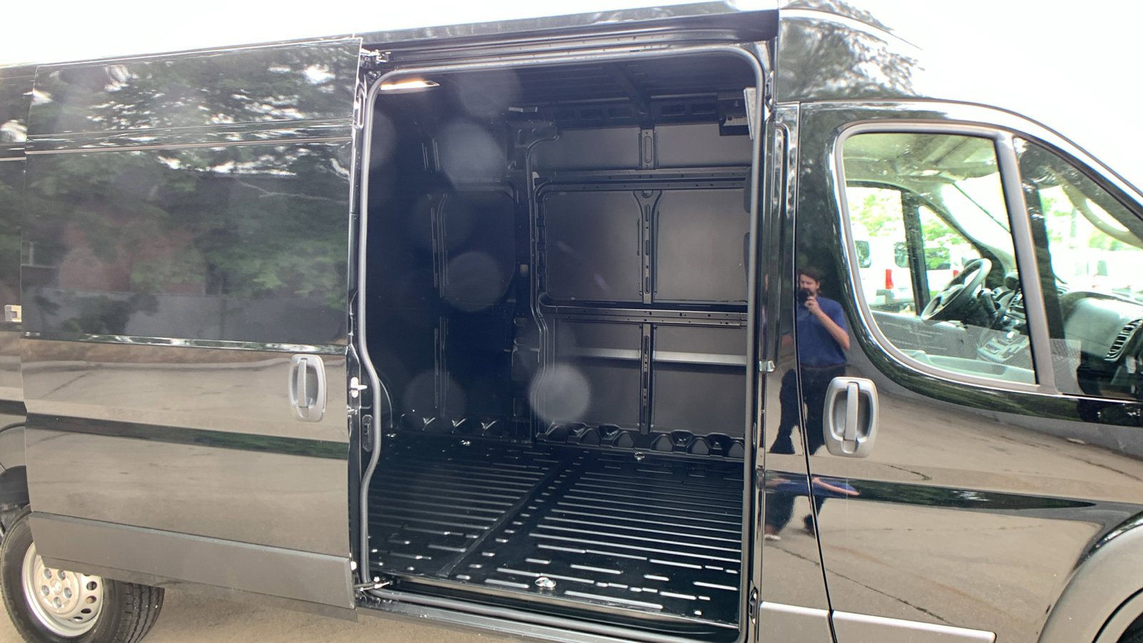 New 2025 RAM ProMaster 2500 w/ Convenience Group image 26