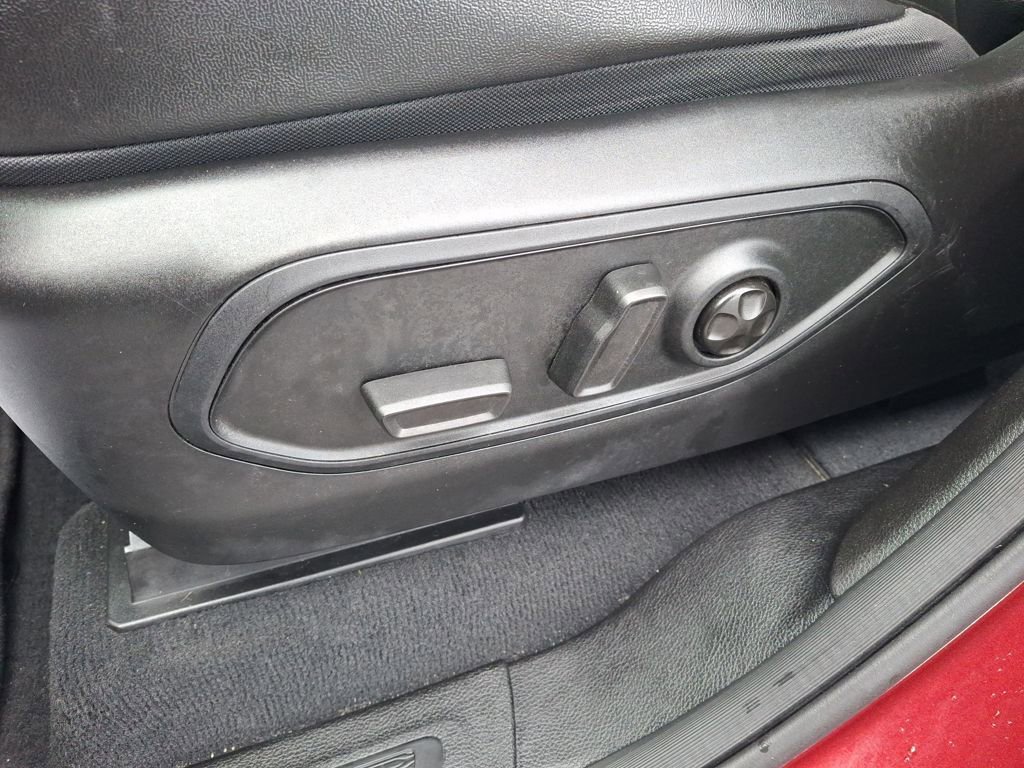 Used 2023 Jeep Grand Cherokee Limited image 29