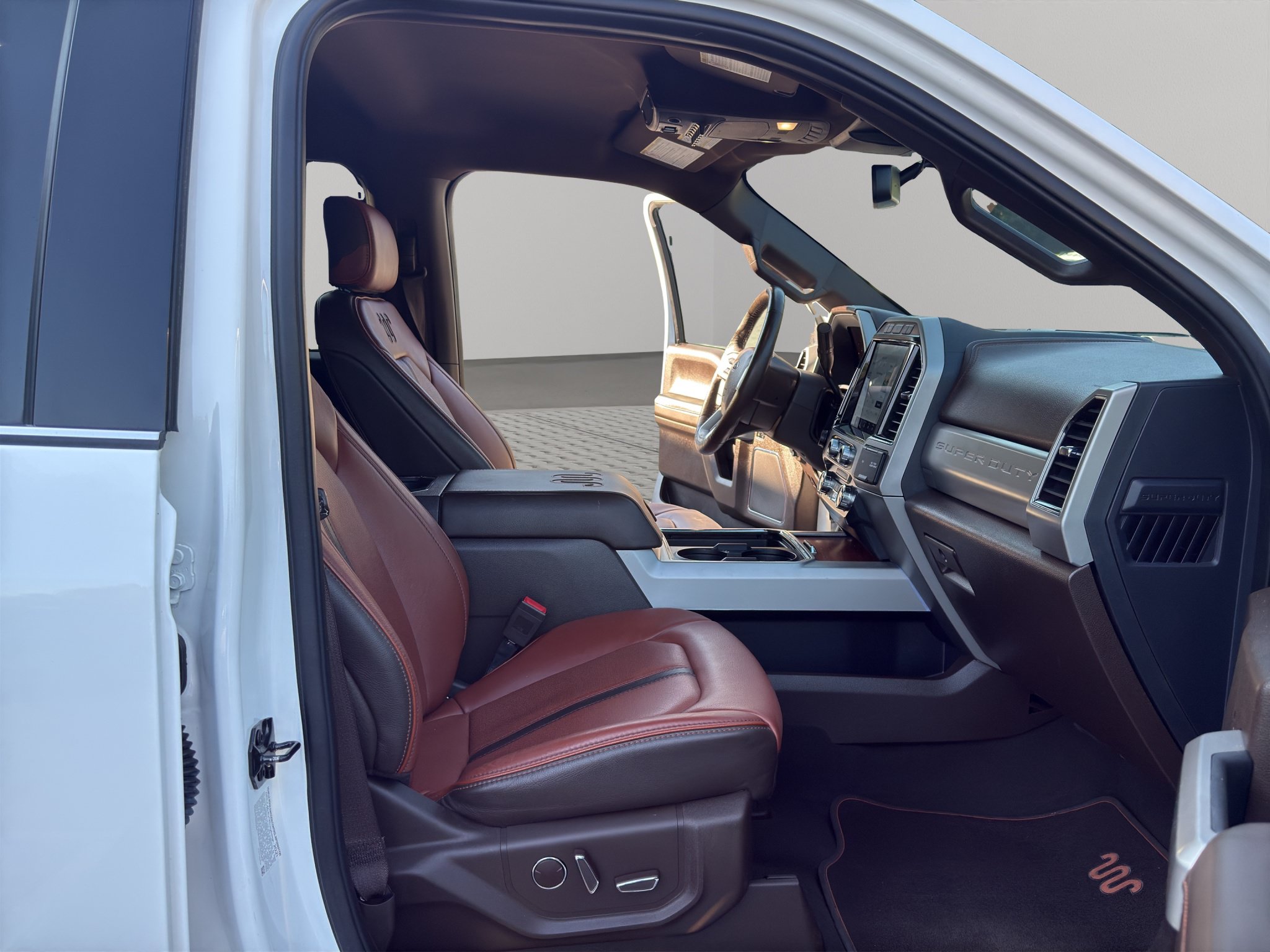 Used 2022 Ford F350 King Ranch w/ Chrome Package AWD/4WD image 18