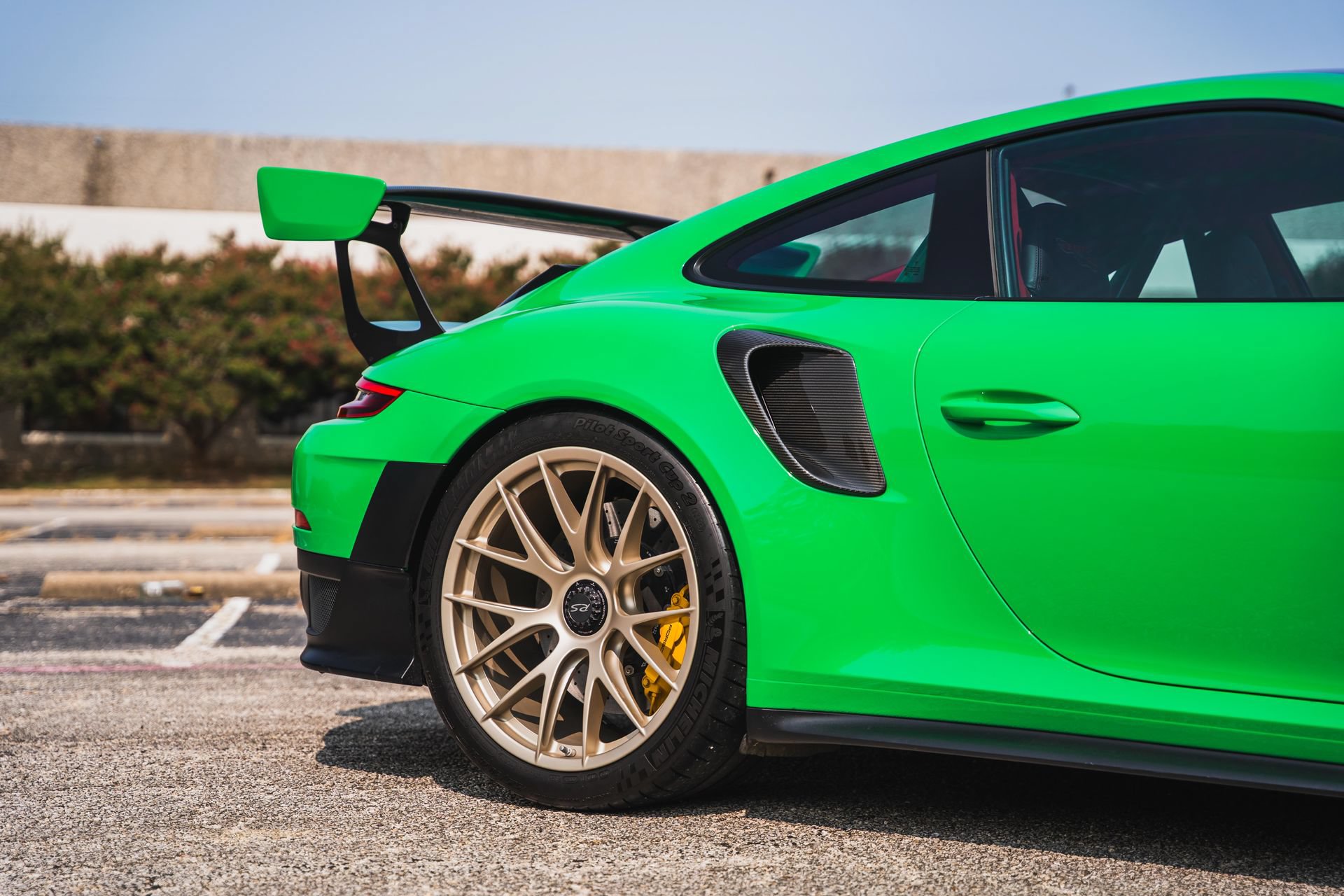 Used 2018 Porsche 911 GT2 RS RWD image 19