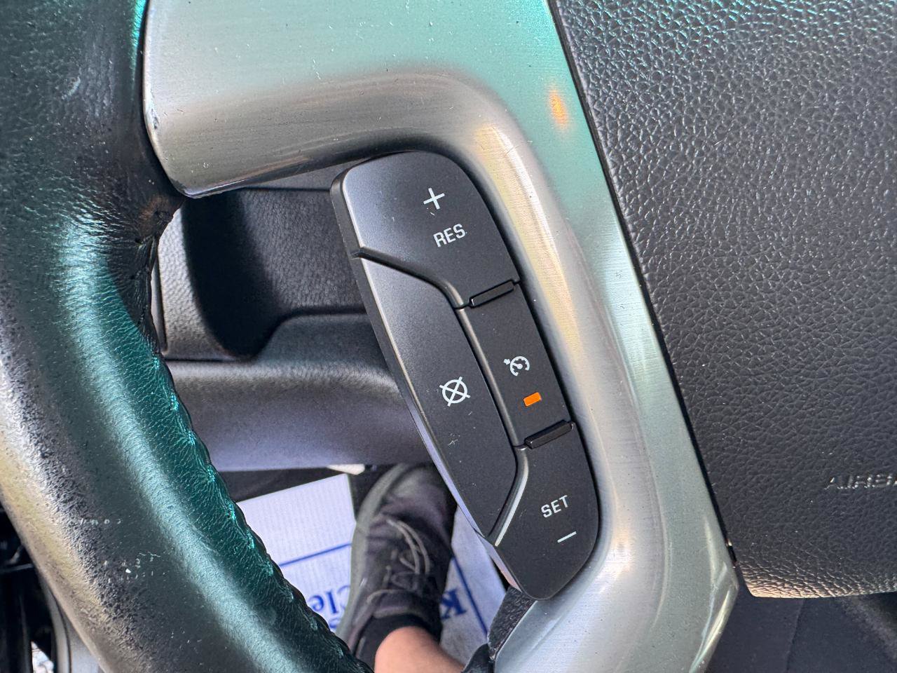 Used 2014 Chevrolet Suburban LT w/ Luxury Package RWD image 44