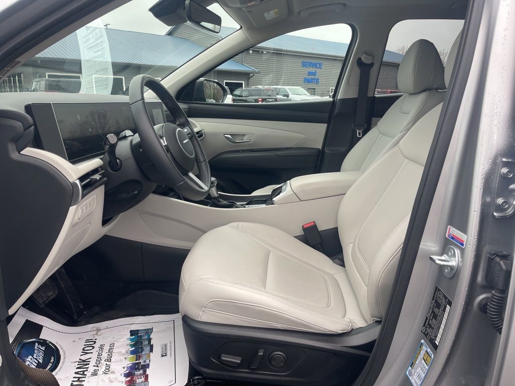 Used 2025 Hyundai Tucson SEL image 18