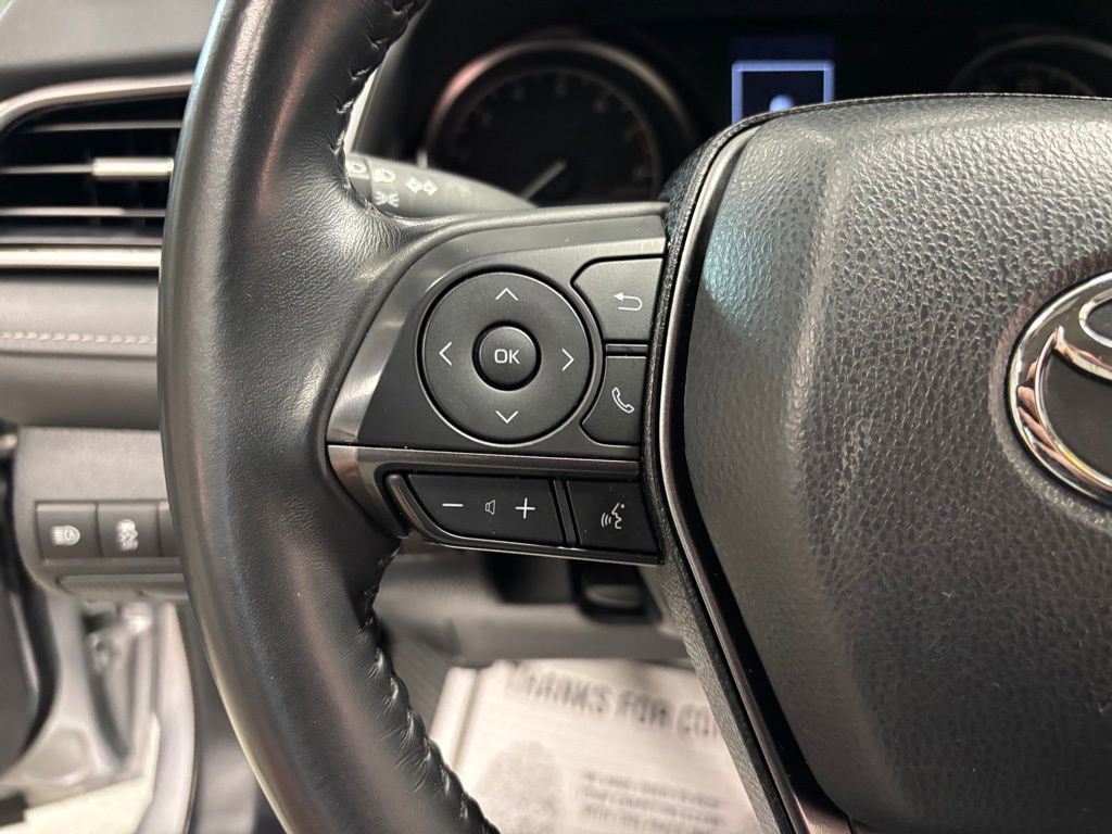 Used 2024 Toyota Camry SE FWD image 11