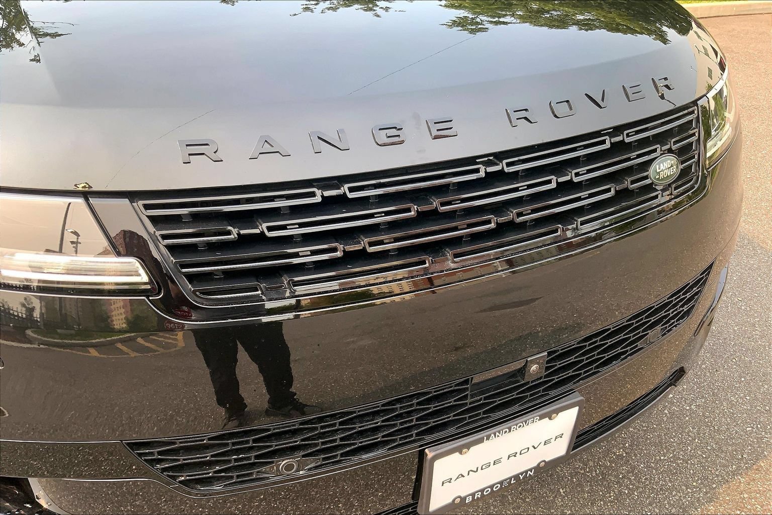 Certified 2026 Land Rover Range Rover Sport SE AWD/4WD image 30