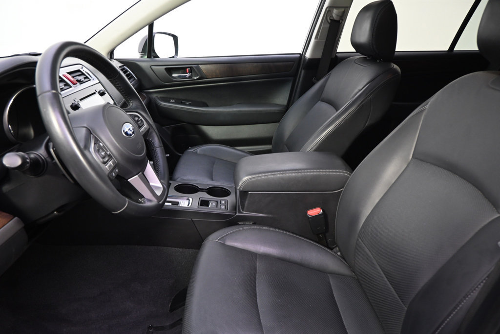Used 2016 Subaru Outback 3.6R Limited AWD/4WD image 13