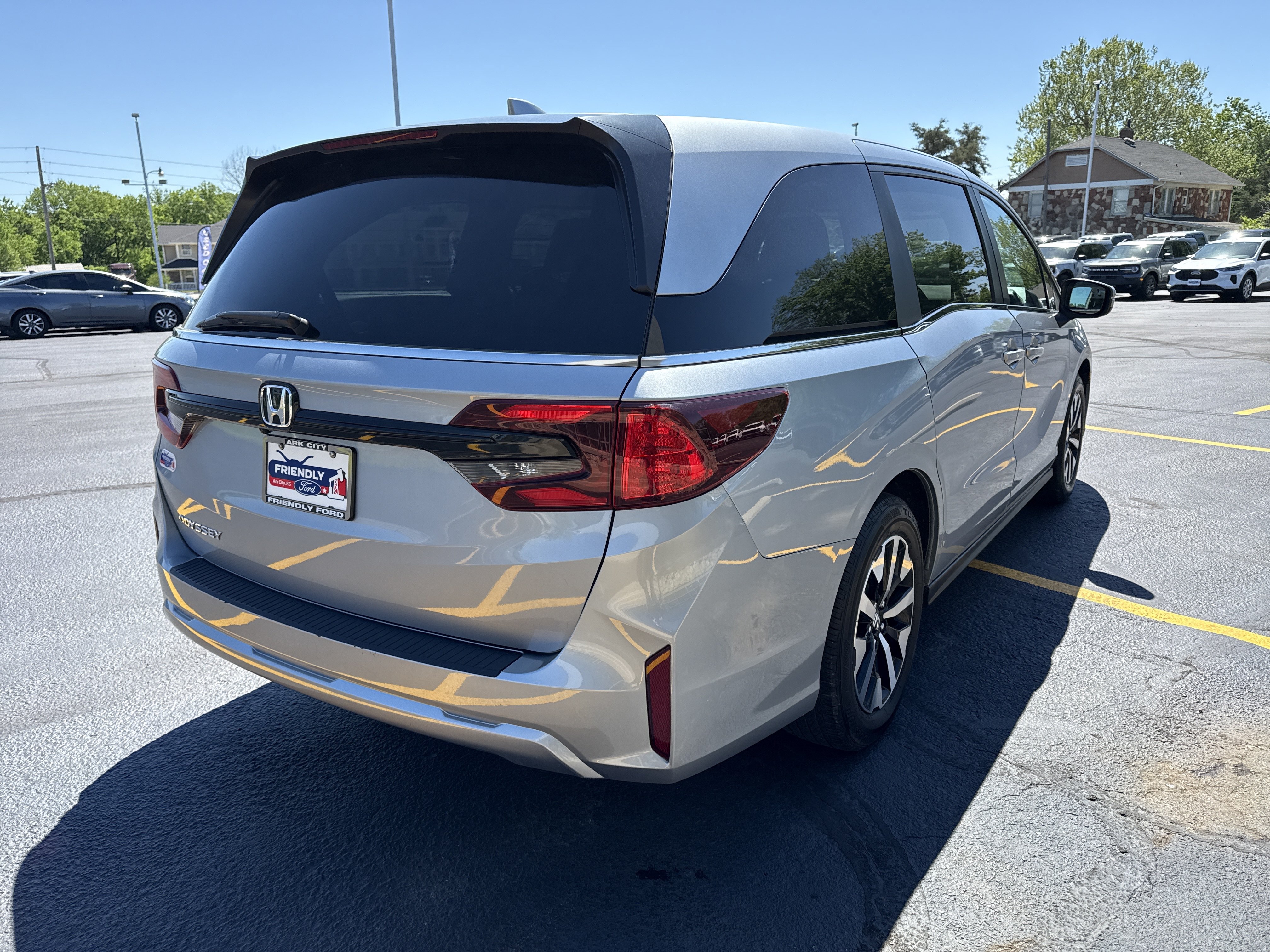 Used 2025 Honda Odyssey EX-L image 8