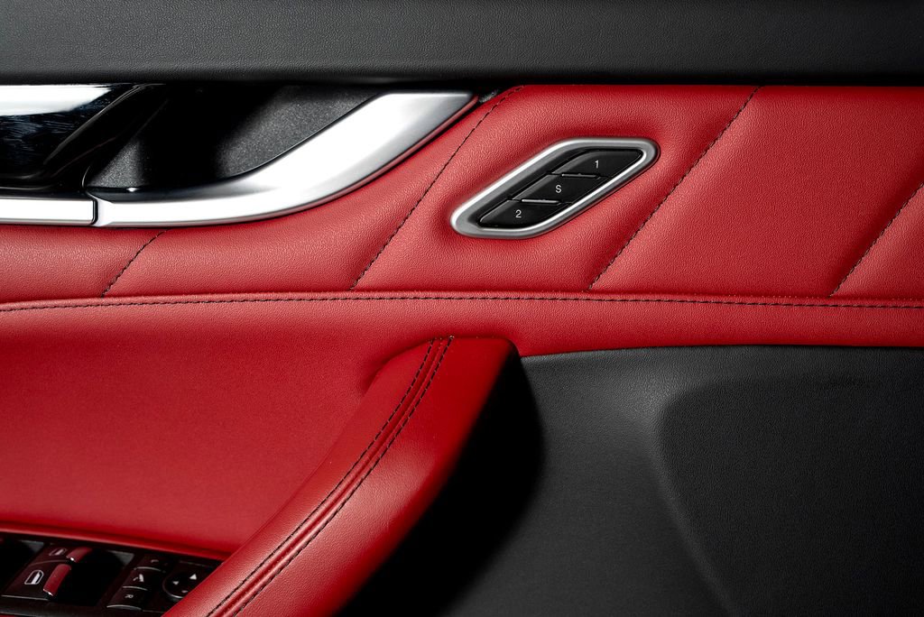 Used 2022 Maserati Levante GT image 56