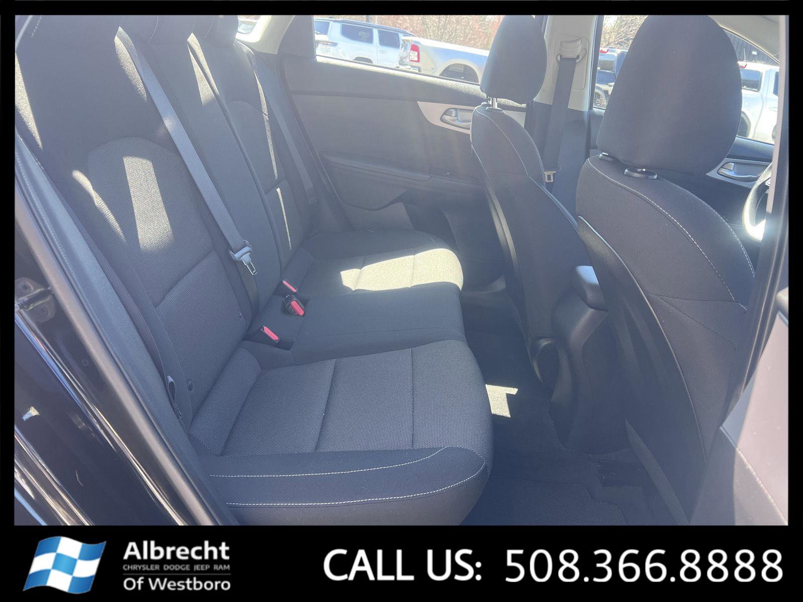 Used 2023 Kia Forte LXS w/ LXS Technology Package image 17