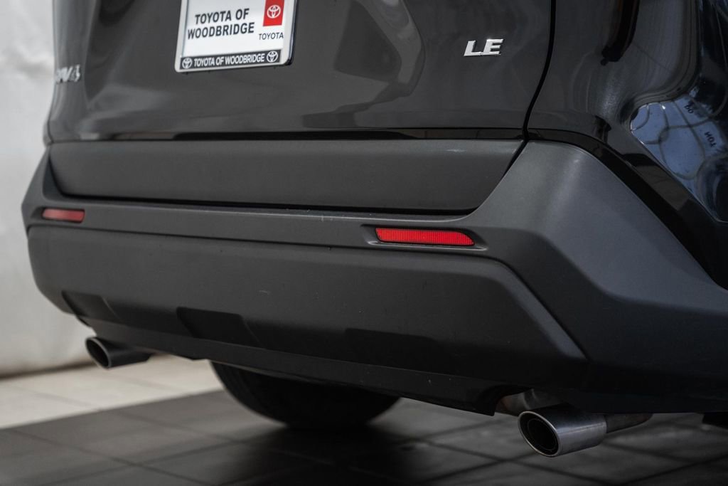 Used 2024 Toyota RAV4 LE image 8