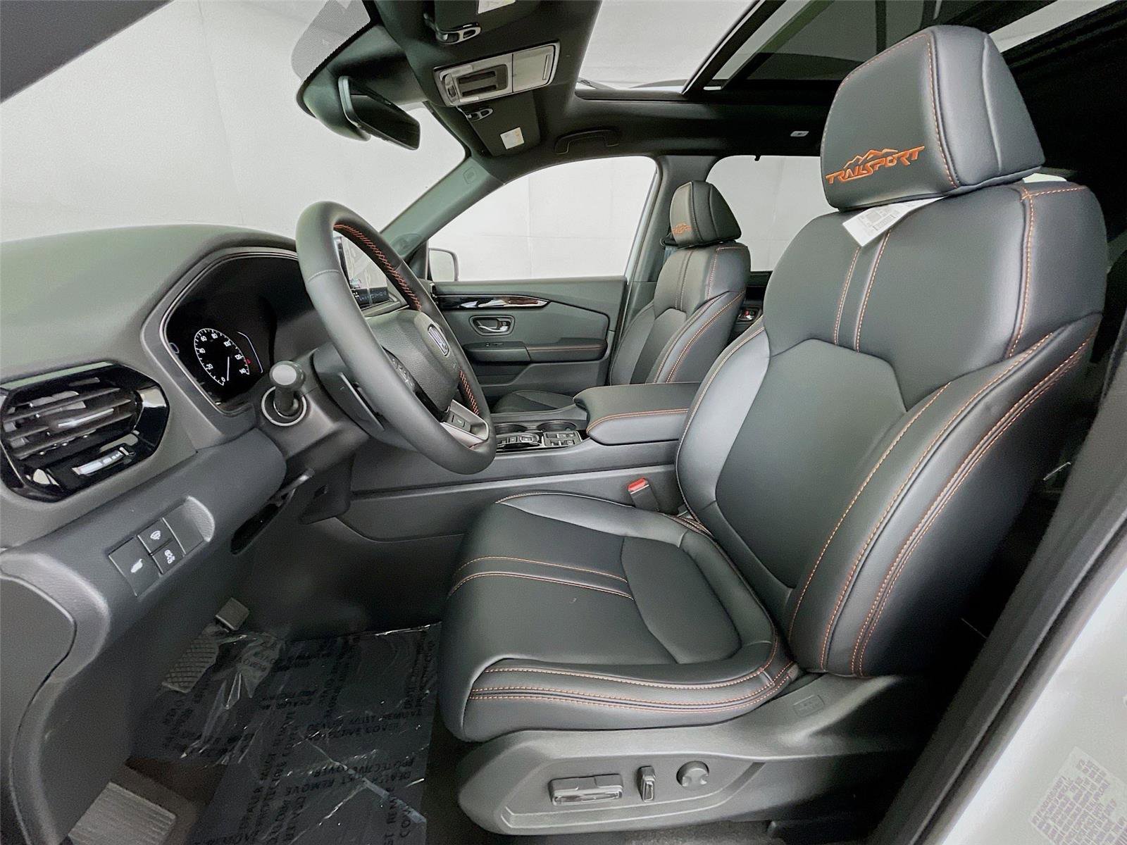 New 2025 Honda Pilot TrailSport image 16