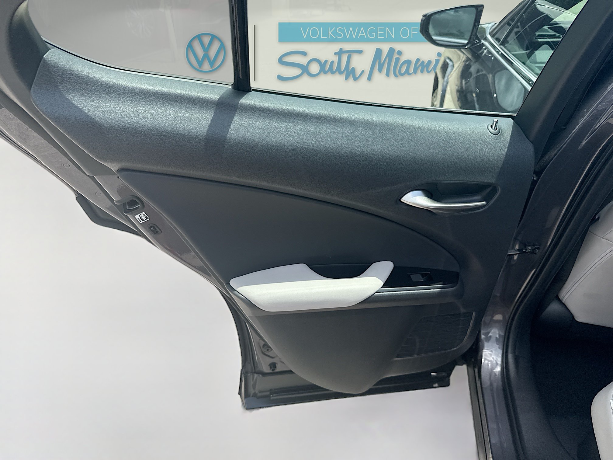 Used 2023 Lexus UX 250h FWD w/ Accessory Package (Z1) image 25