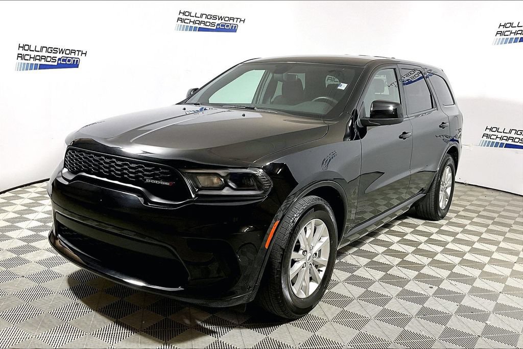 Used 2025 Dodge Durango GT RWD image 1