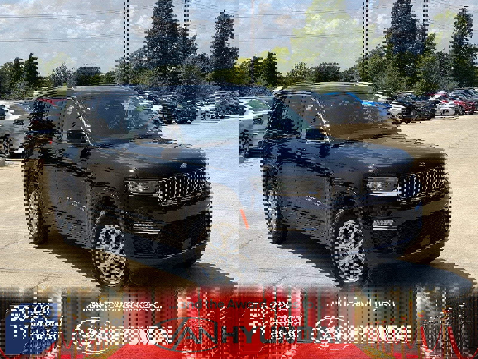 Used 2023 Jeep Grand Cherokee Limited video 1