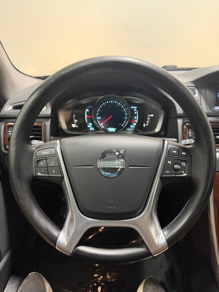 Used 2014 Volvo XC70 T6 AWD/4WD image 15