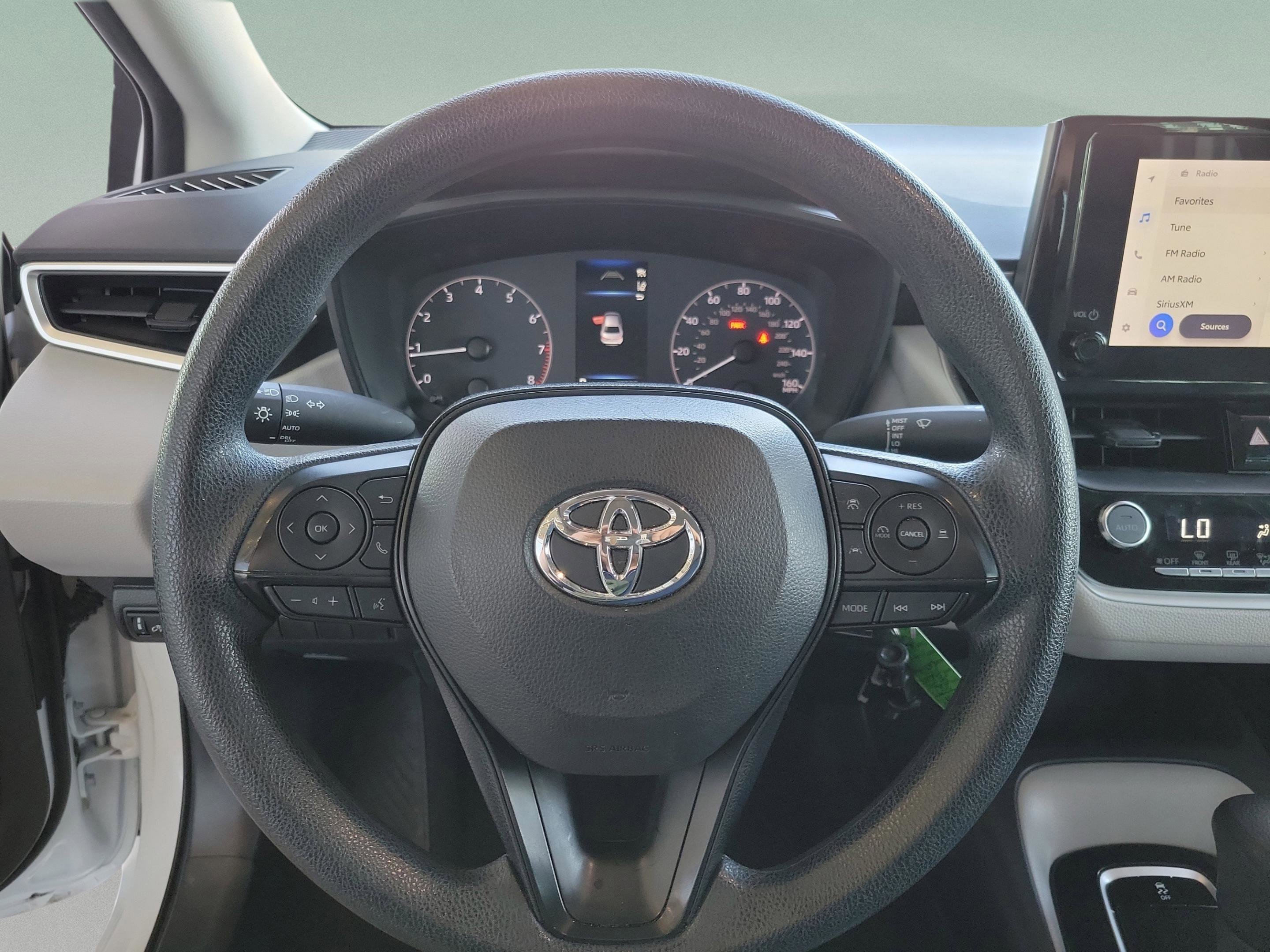 Used 2023 Toyota Corolla LE image 12