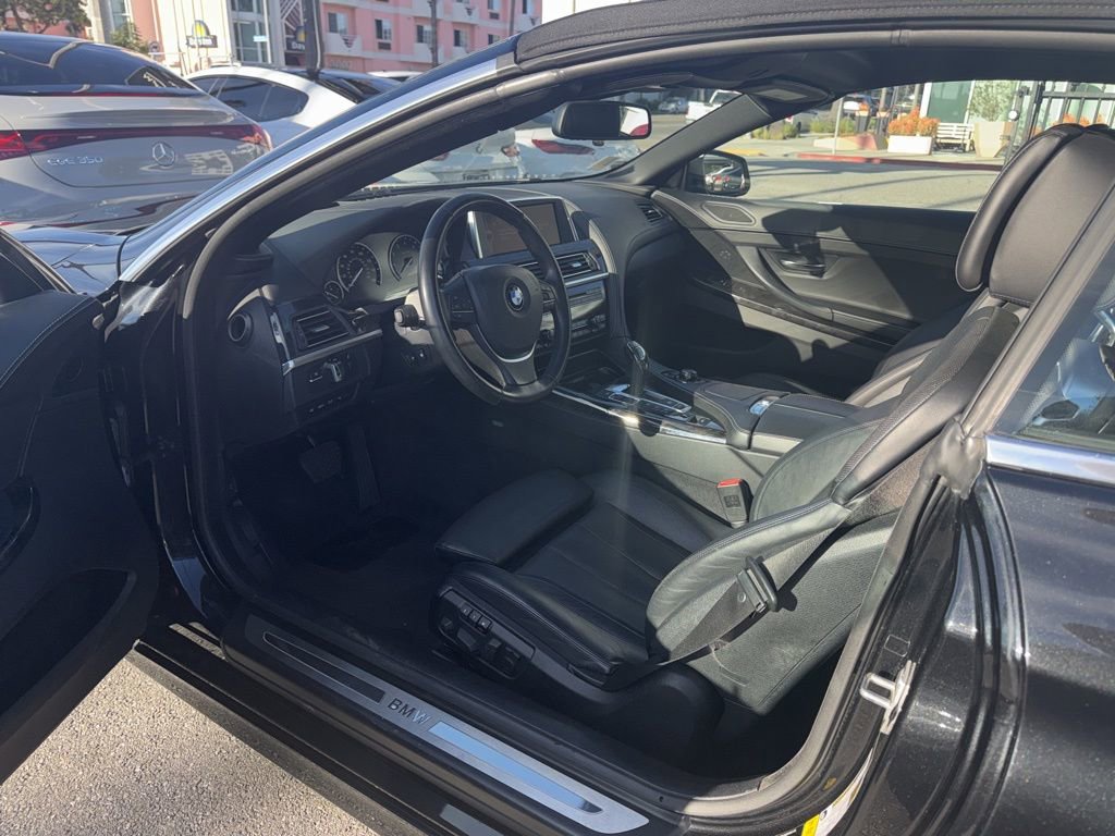 Used 2013 BMW 650i xDrive Convertible image 13