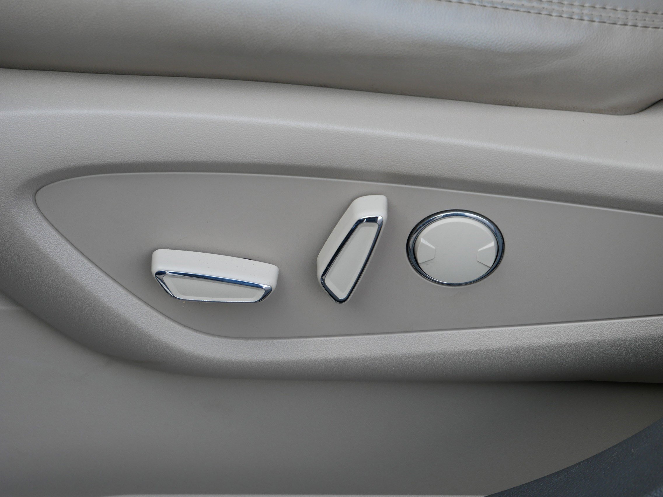 Used 2022 Lincoln Nautilus Reserve image 20