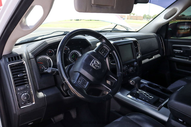 Used 2013 RAM 1500 R/T w/ Convenience Group RWD image 17