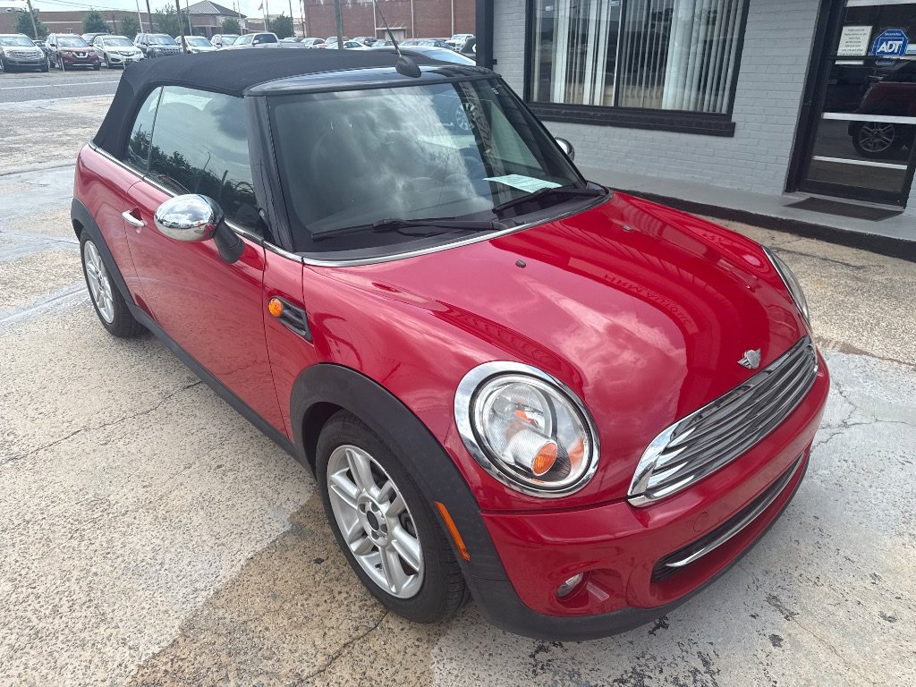 Used 2011 MINI Cooper Convertible FWD image 2