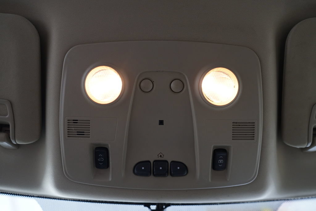 Used 2007 Saturn Outlook XR w/ Premium Trim Pkg FWD image 34