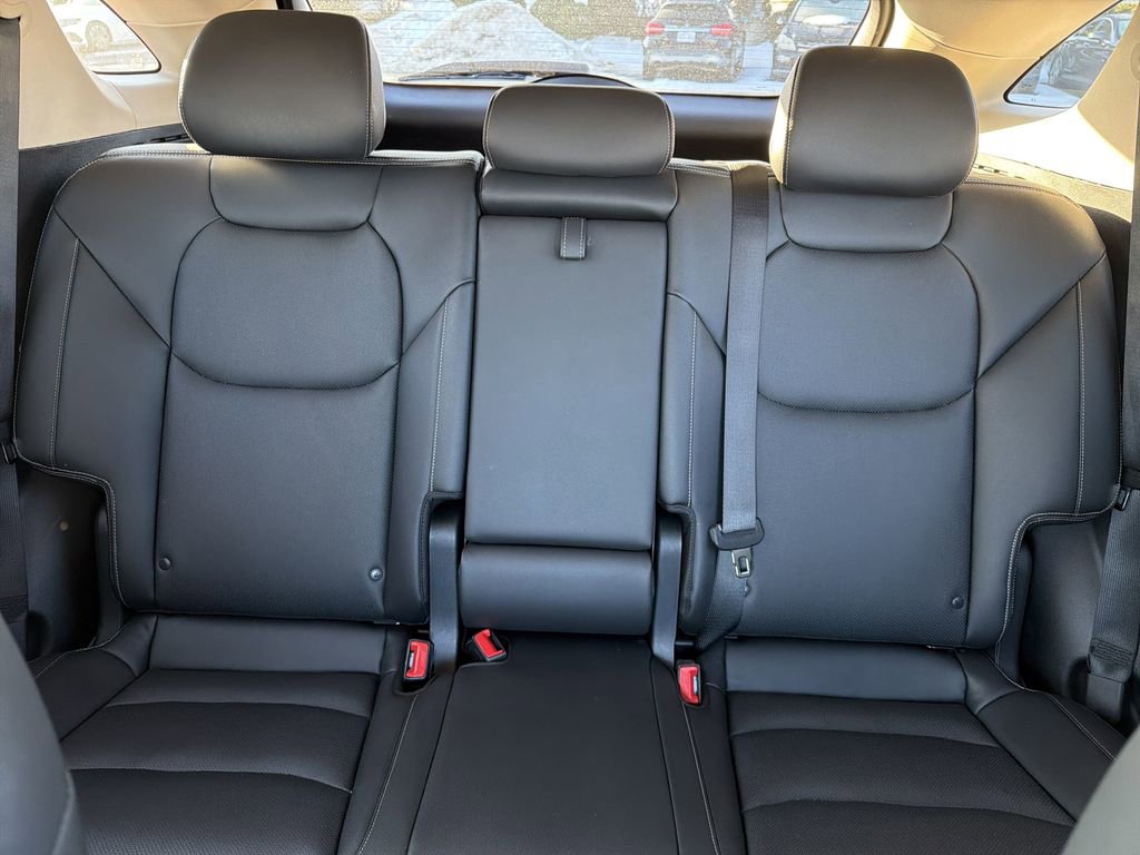 Used 2025 Genesis GV70 2.5T image 33