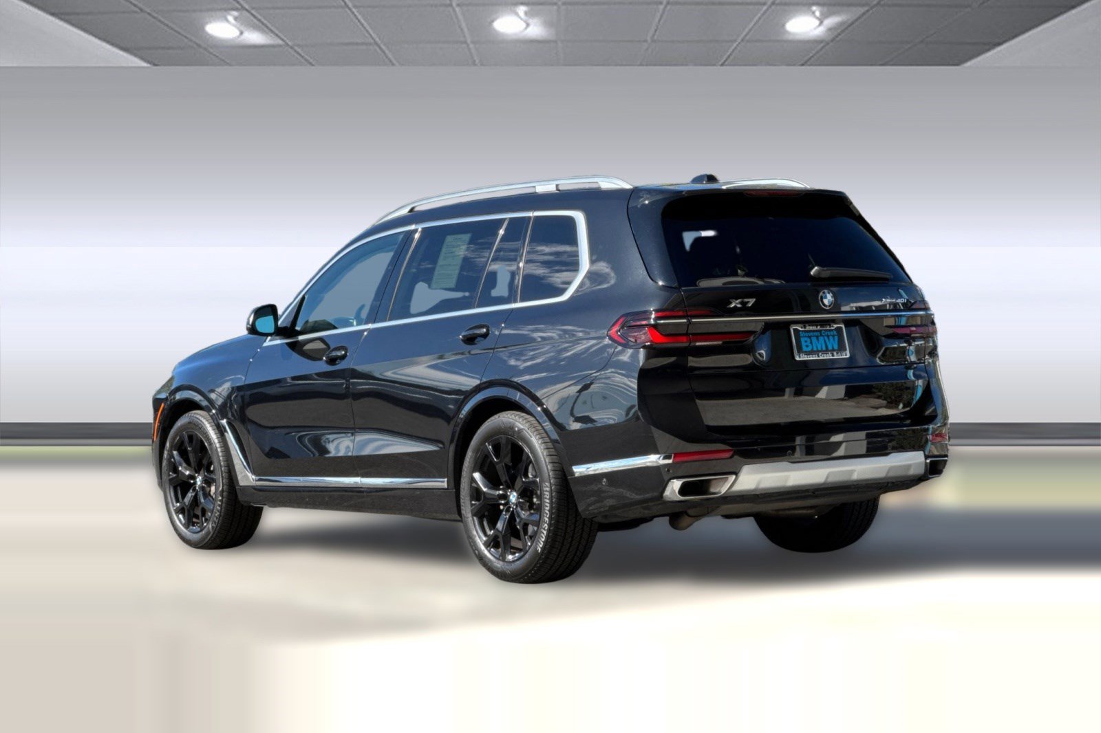Certified 2023 BMW X7 xDrive40i w/ Premium Package image 3