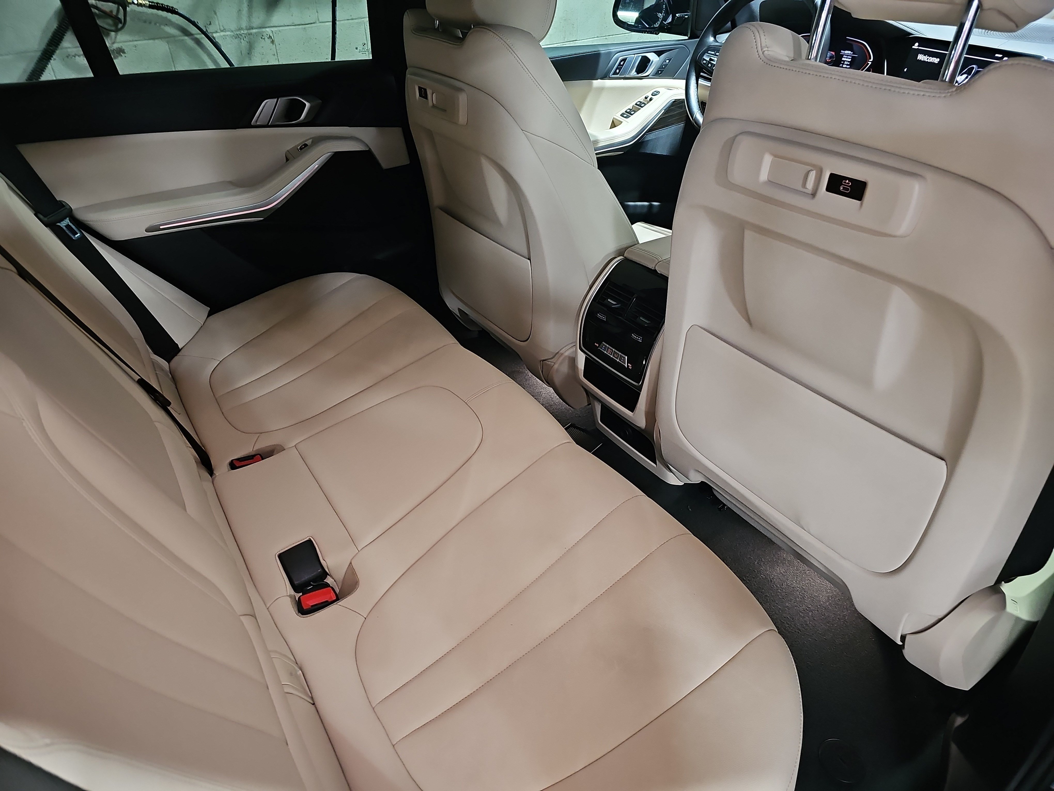 Used 2021 BMW X5 sDrive40i w/ Convenience Package RWD image 11