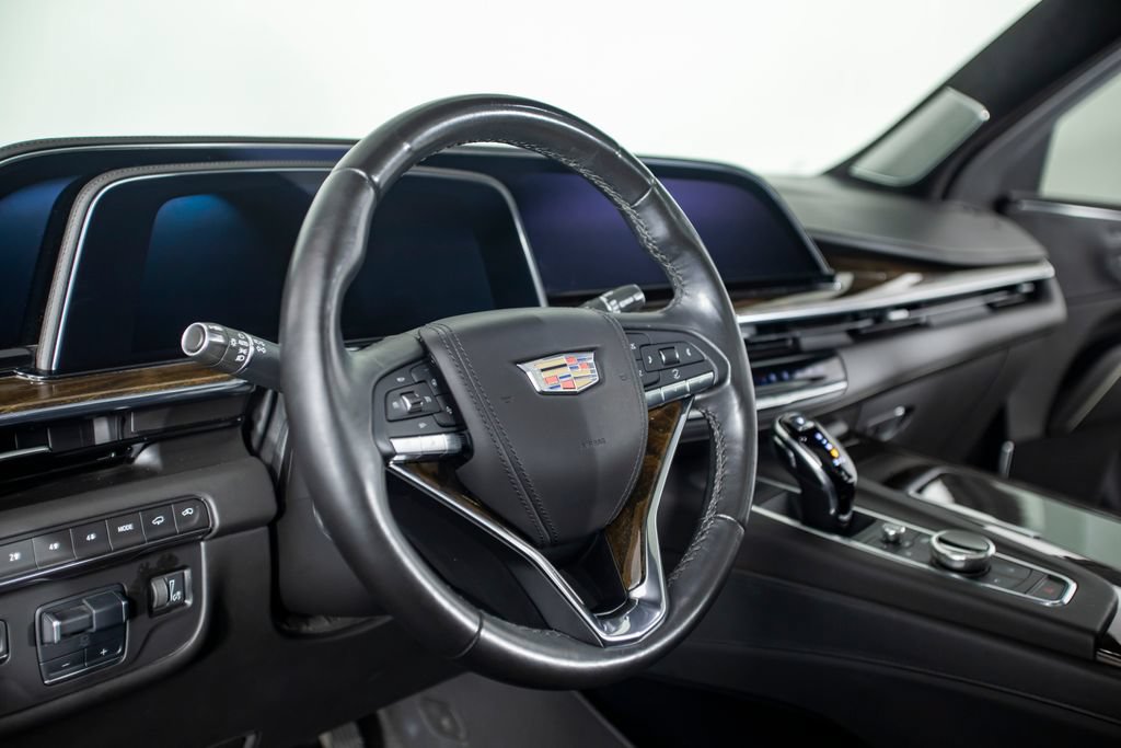 Used 2022 Cadillac Escalade Sport Platinum w/ Heavy-Duty Trailer Package AWD/4WD image 33