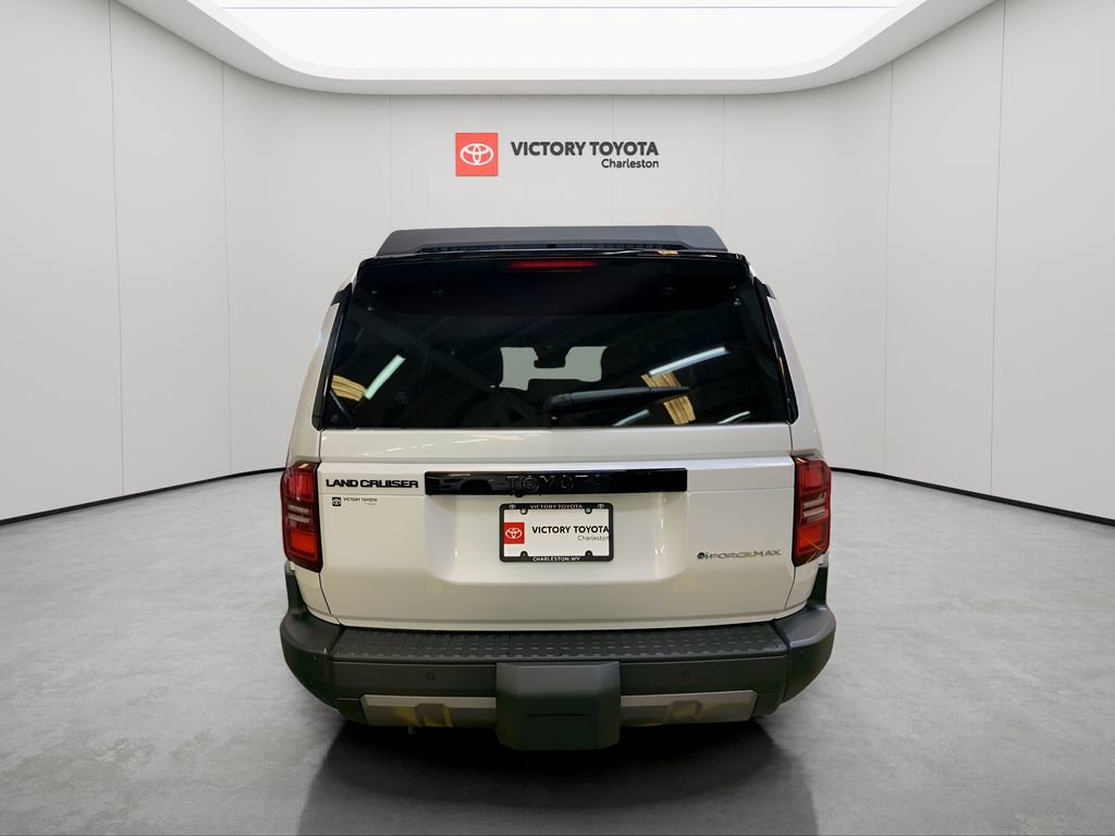 New 2025 Toyota Land Cruiser image 5