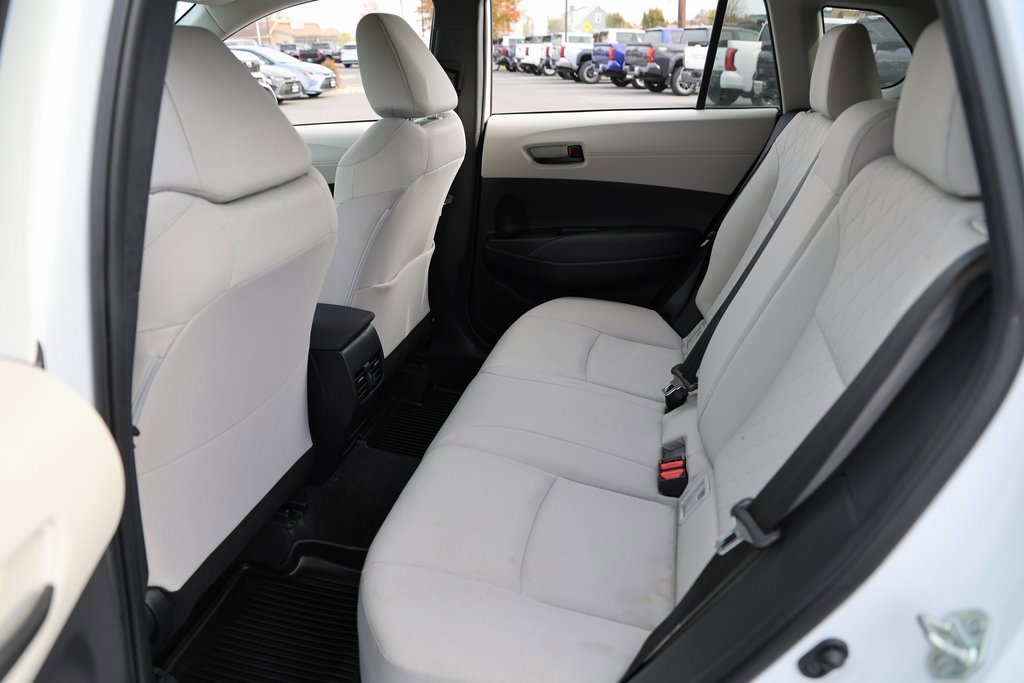 Used 2022 Toyota Corolla Cross LE image 13