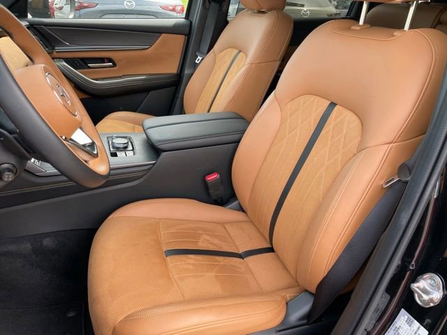 Certified 2025 MAZDA CX-70 3.3 Turbo S w/ Premium Plus AWD/4WD image 7