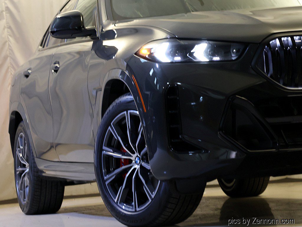 Used 2027 BMW X6 xDrive40i w/ Climate Comfort Package AWD/4WD image 4