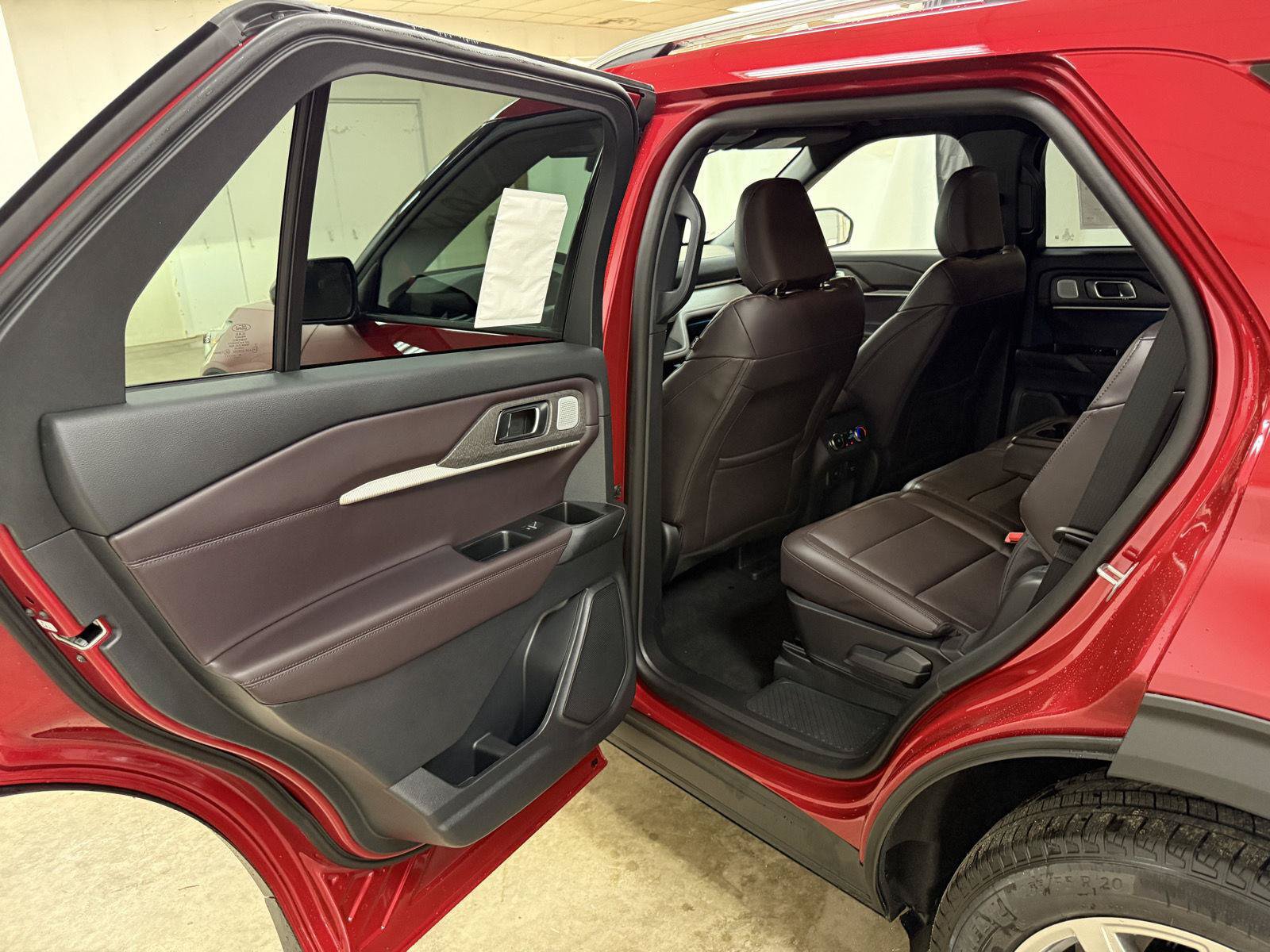 New 2026 Ford Explorer Platinum AWD/4WD image 23