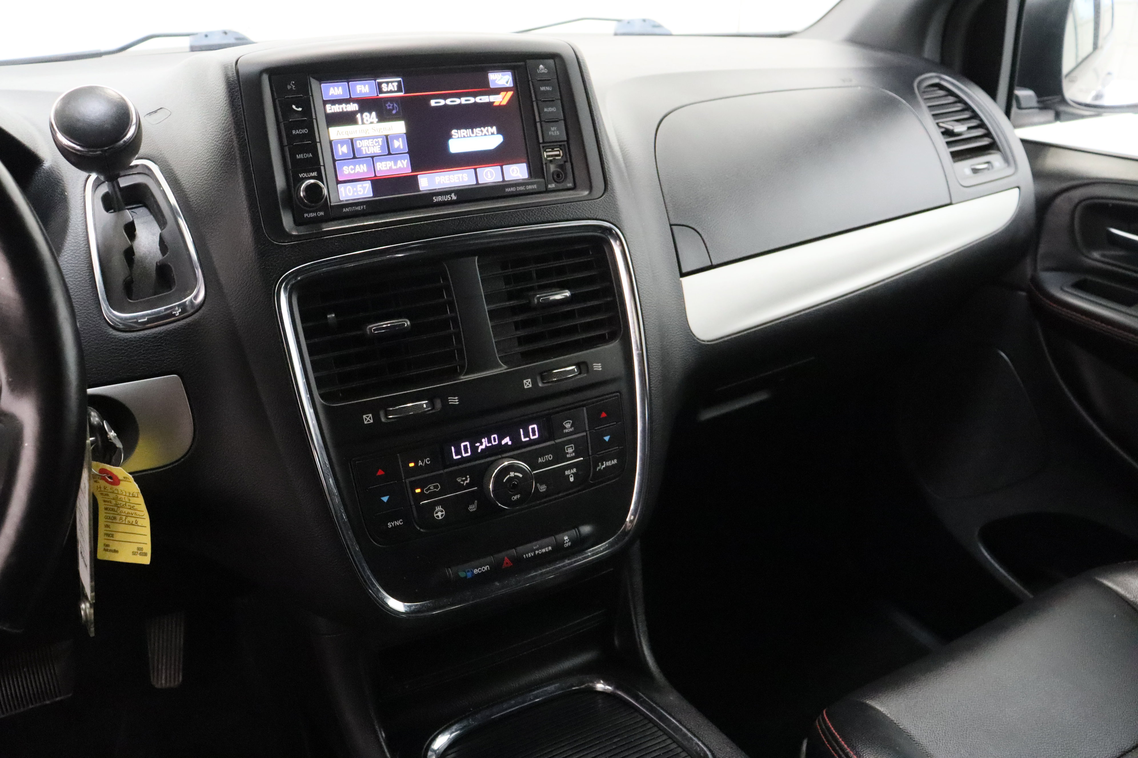 Used 2017 Dodge Grand Caravan GT FWD image 16