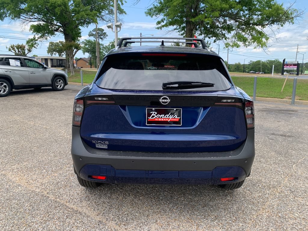 New 2026 Nissan Kicks SV w/ Cold Weather Package FWD image 4
