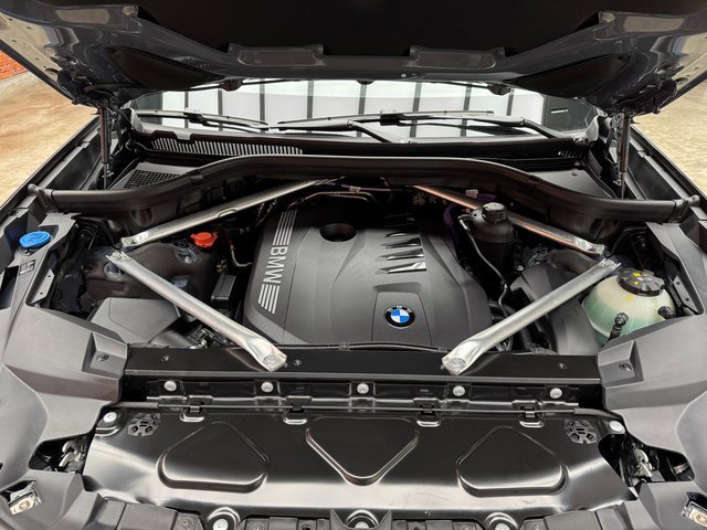 Used 2026 BMW X7 xDrive40i image 28