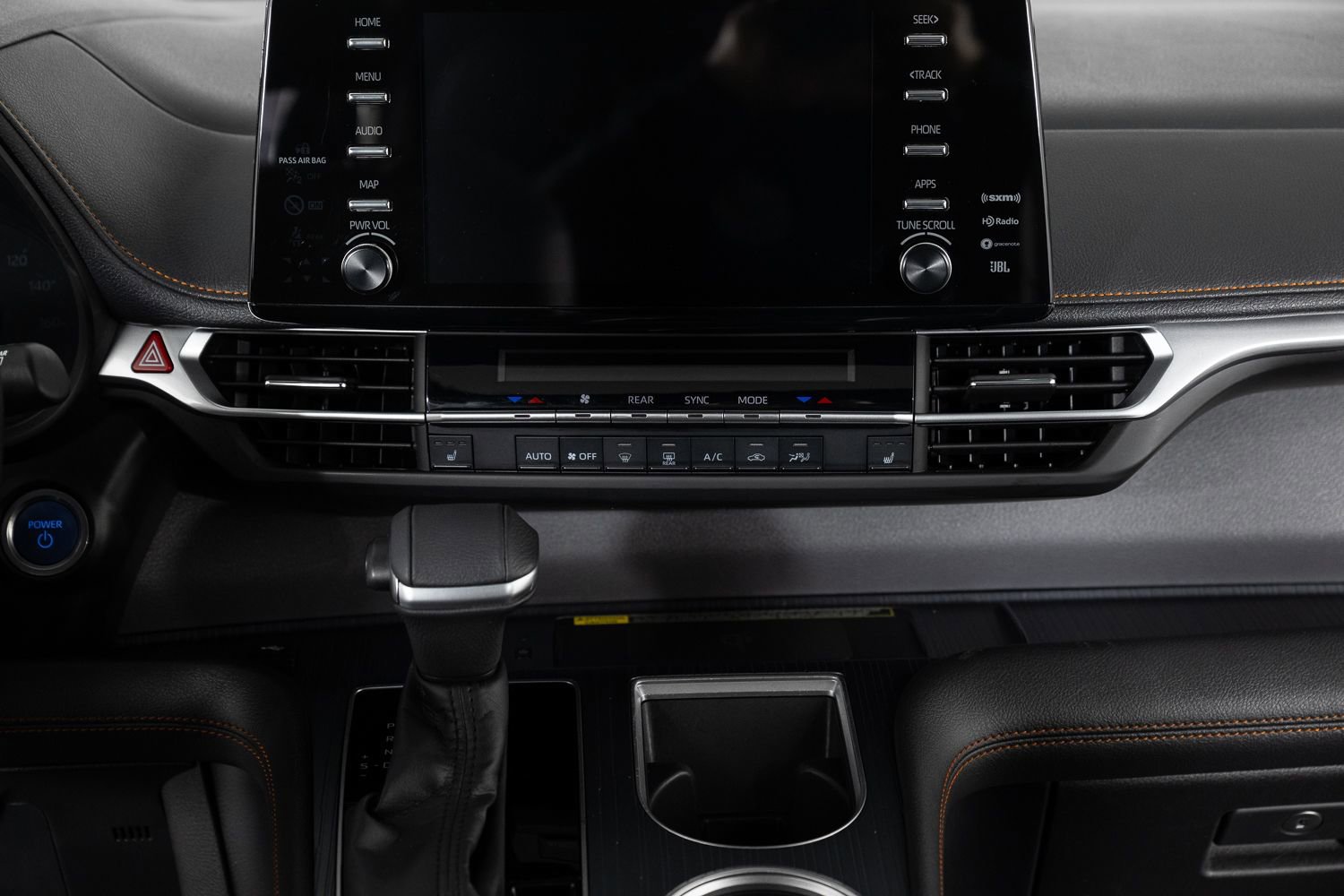 Used 2022 Toyota Sienna XSE image 40