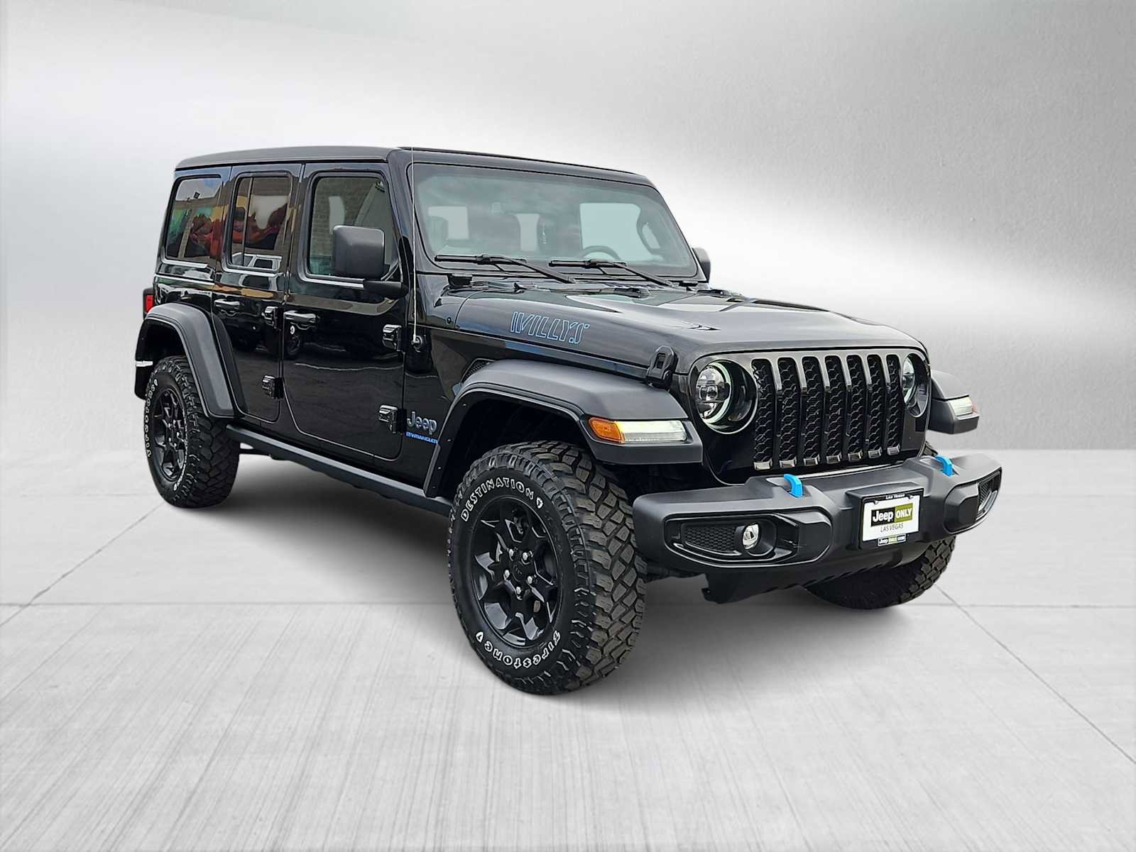 Used 2023 Jeep Wrangler Unlimited w/ Sun & Screen Package image 2