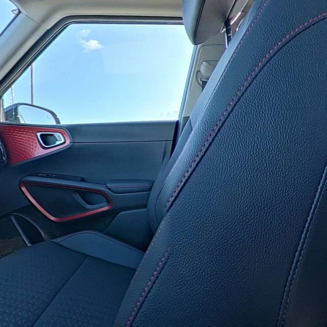 Used 2024 Kia Soul GT-Line w/ GT-Line Technology Package image 28