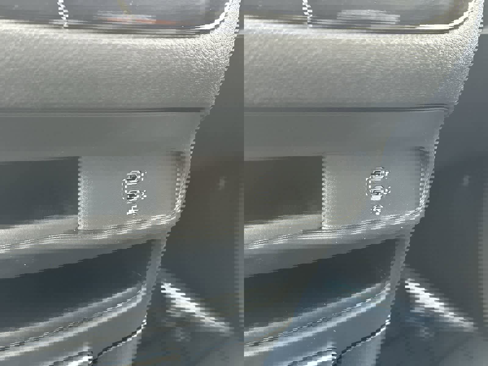 New 2026 Chrysler Pacifica Select image 24