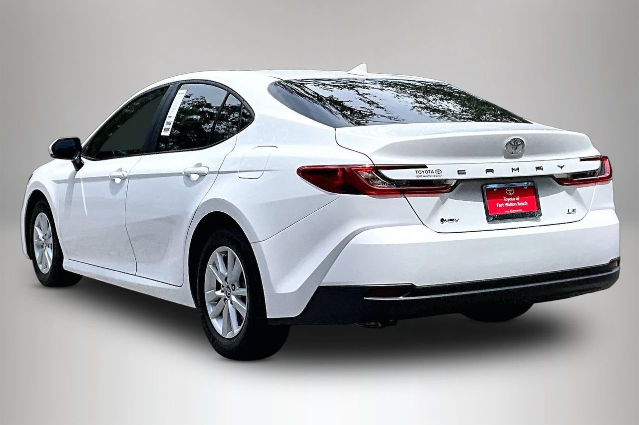 Used 2025 Toyota Camry LE FWD image 4